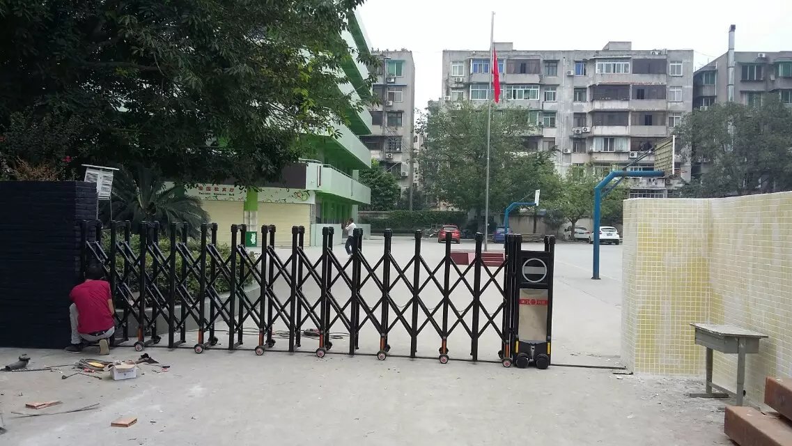 潍坊滨海区潍坊滨海区深圳市伸缩门