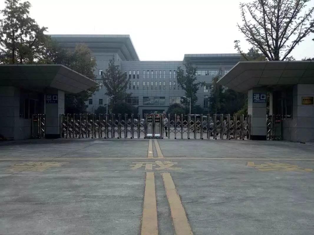 潍坊滨海区潍坊滨海区四川消防总队伸缩门