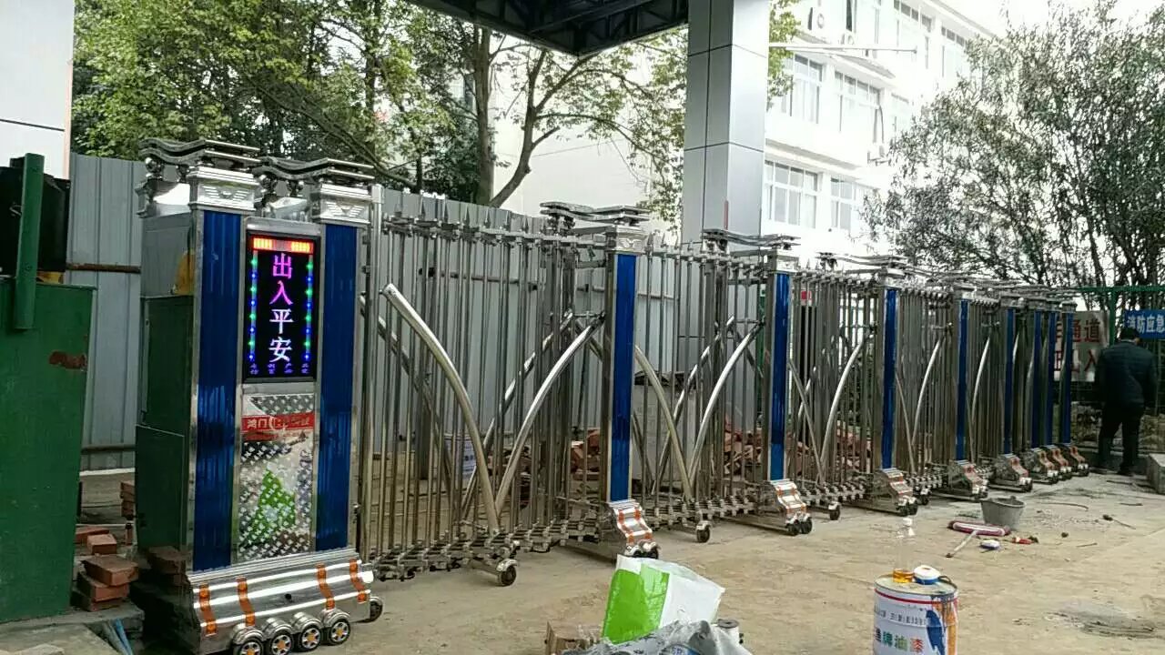 潍坊滨海区潍坊滨海区四川绵阳市飞机场伸缩门